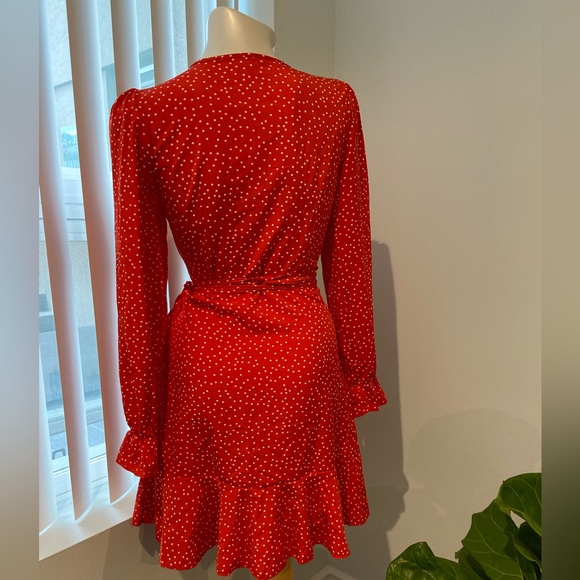 ✨SOLD✨Wrap dress - Picture 4 of 4